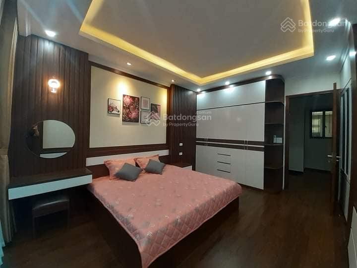 Bán nhà Trần Duy Hưng, Cầu Giấy 80m2 8 tầng mặt tiền 5m hơn 54 tỷ thang máy view hồ văn phòng 1 hầm