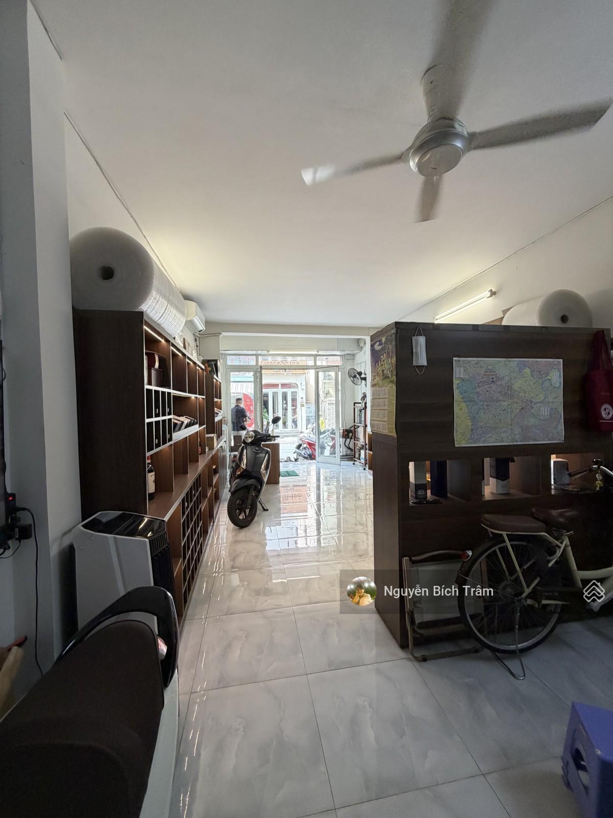 Bán MT KD siêu đỉnh - Ngay P. Tân Sơn Nhì 55m2 giảm còn 6.9 tỷ - SHR nở hậu - HÀNG HIẾM