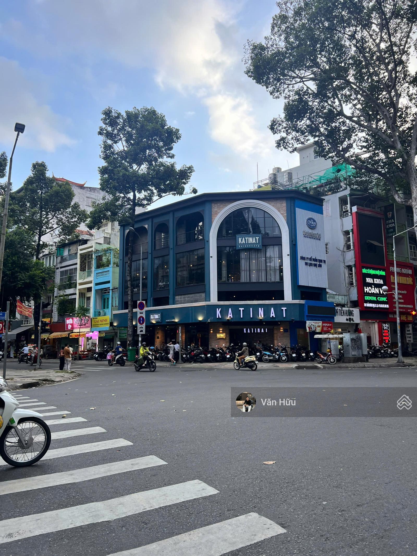 Góc 2 mặt tiền Nguyễn Chí Thanh, Quận 10 - DT: 9x20m - 4 tầng - HĐT: 260 triệu - giá: 46 tỷ