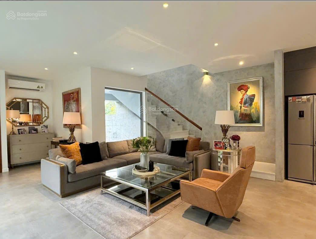 Villa Thảo Điền Q. 2 -(14 x 30m) CN 350m2 - 3 lầu full nội thất cao cấp, đẳng cấp 86 tỷ hạ về 70 tỷ