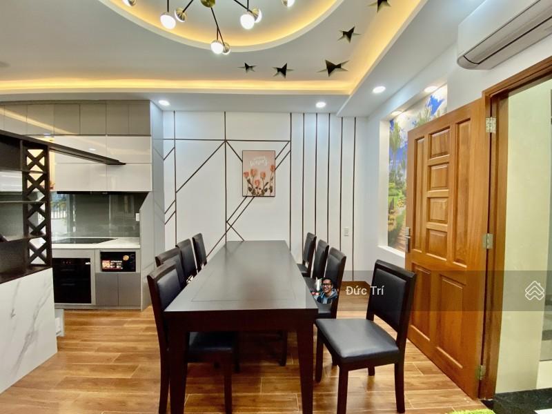 Bán nhà hẻm 666 đường 3/2 Quận 10 DT 4.8x 17m hầm 6 tầng thang máy giá giảm về 28.5 tỷ