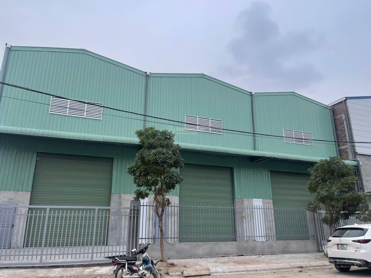 Cho thuê kho xưởng mới tinh trong cụm cn. Dt 2000m2 /2 sàn