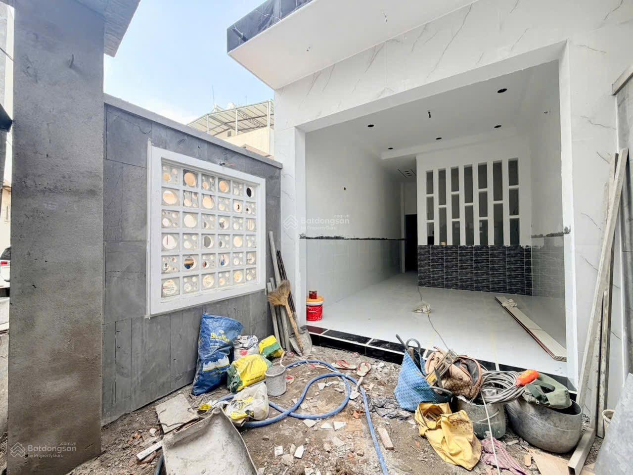 BÁN NHÀ (DT: 66M2) SỔ RIÊNG THỔ CƯ 100% ĐƯỜNG OTO P. BỬU HOÀ (P. BIÊN HOÀ MỚI). GIÁ CHỈ 2,550 TỶ