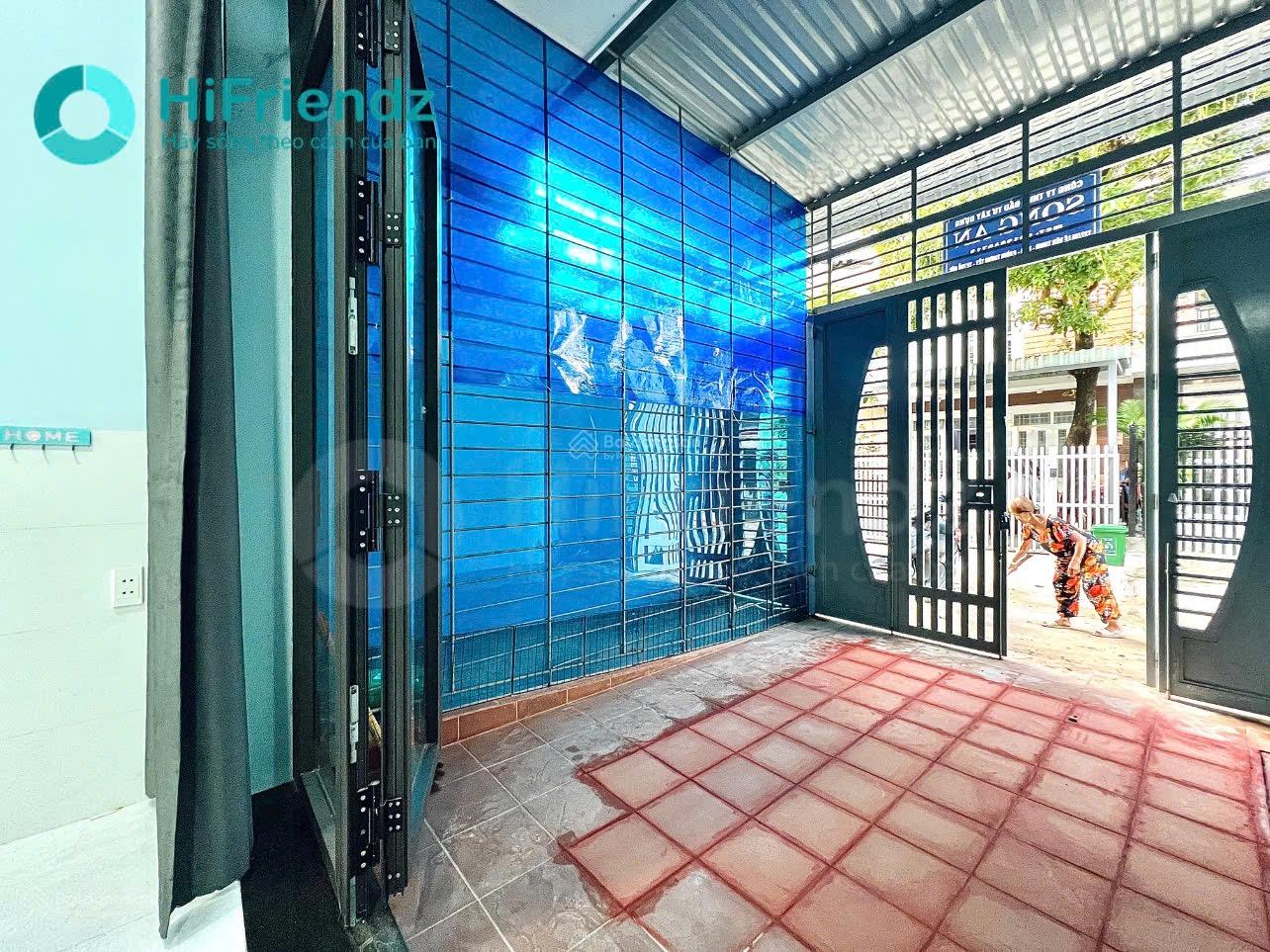 Nhà Cổng Riêng-Sân Riêng Rộng-Làm Mặt Bằng Văn Phòng-Kinh Doanh Nhỏ Nhà Cổng Riêng-Sân Riêng Rộng-Làm Mặt Bằng Văn Phòng-Kinh Doanh Nhỏ