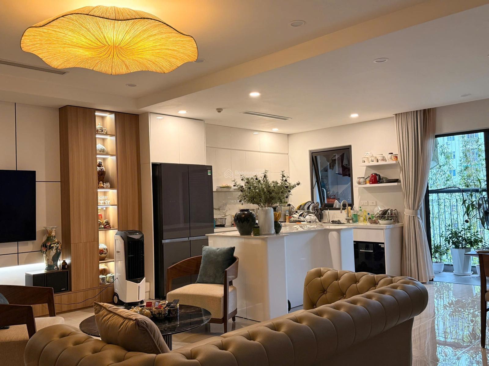 Giá chuẩn: Bán căn hộ 83m -2Pn full đồ giá 7.6 tỉ tại cc Lạc Hồng Westlake - Phú Thượng - Tây Hồ