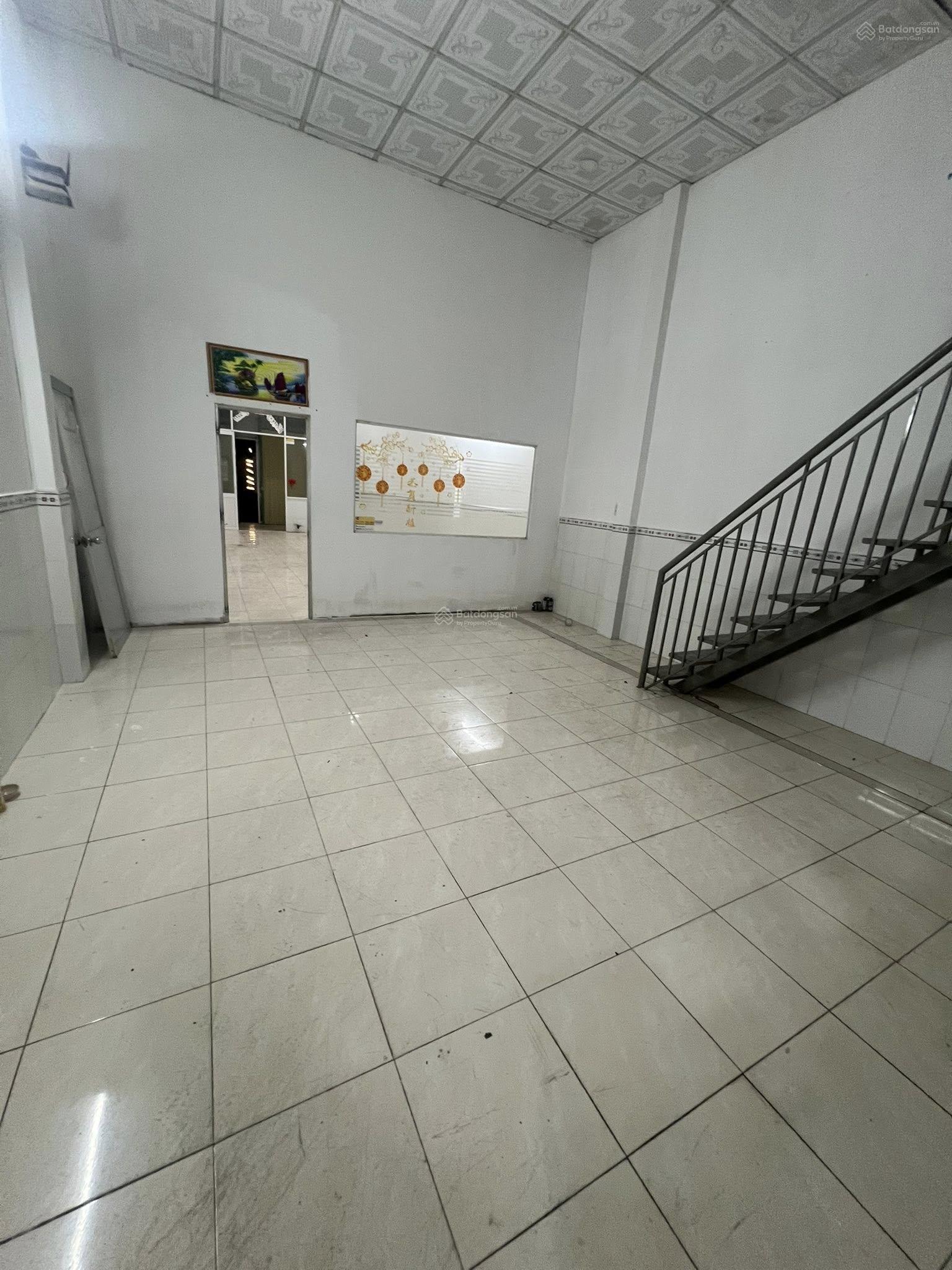 Cần cho thuê mặt bằng (tiện ở+KD).DT:120m2 giá 12tr/th tại Thái An 3 Q.12