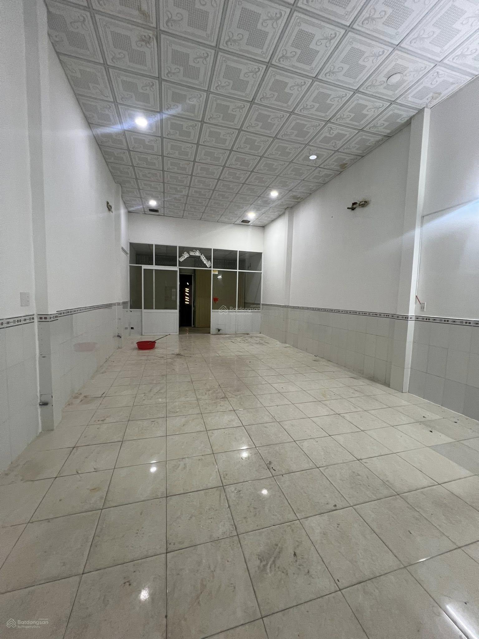 Cần cho thuê mặt bằng (tiện ở+KD).DT:120m2 giá 12tr/th tại Thái An 3 Q.12