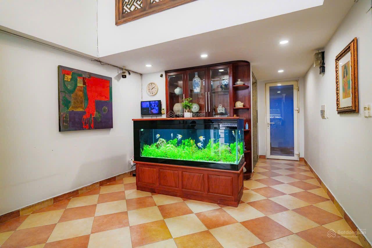 Nhà đẹp 9 tầng, có hầm, thang máy, ngang khủng 7.8 m, dòng tiền gần 1.5 tỷ/năm, giá tốt