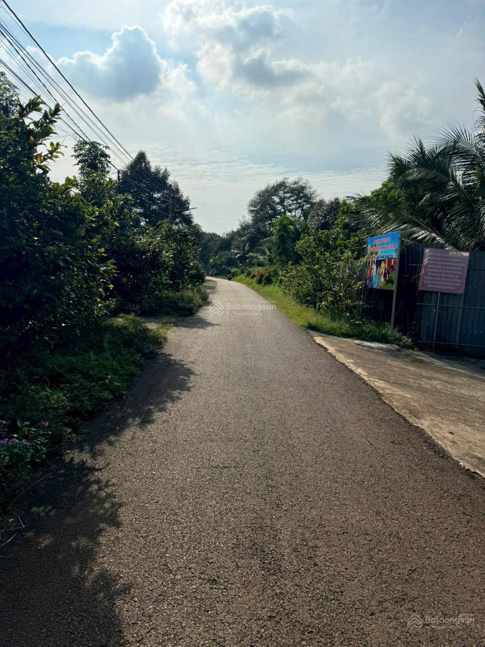 #Mặt tiền đường nhựa, 8m x 25m ,khu dân cư,sau lưng trường học