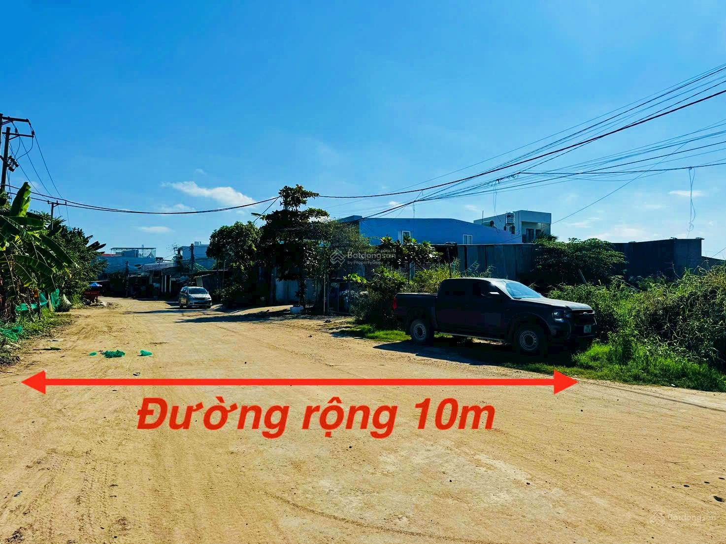 [ 585m2 , GÓC 2 mặt tiền đường Phước Huệ _ ngang rộng 23m ] ** Chia lô ổn áp **  Giá: 50tr/m²