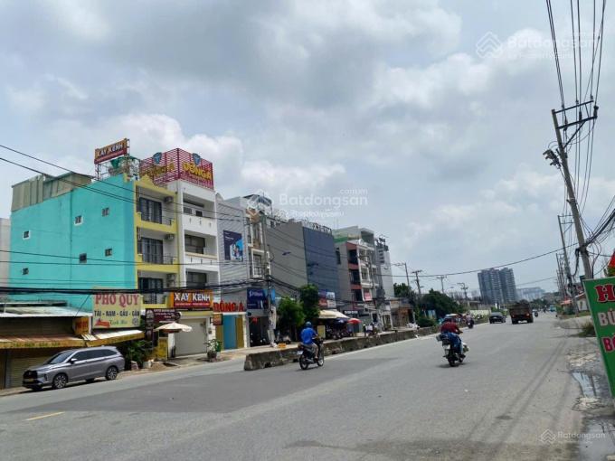 Bán nhanh lô MT lương định của DT 6x15 xây dựng hầm 7 lầu giá 270tr m2 sát giá .