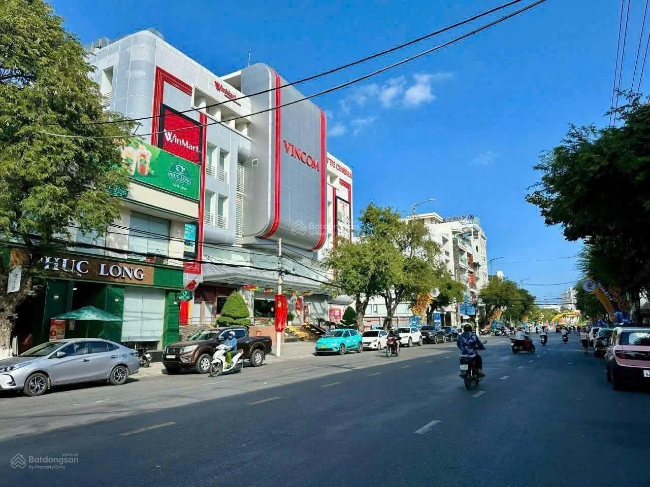 NHÀ MẶT TIỀN ĐƯỜNG THÁI NGUYÊN, TRUNG TÂM NHA TRANG, ĐỐI DIỆN GA NHA TRANG CÁCH BIỂN 1KM