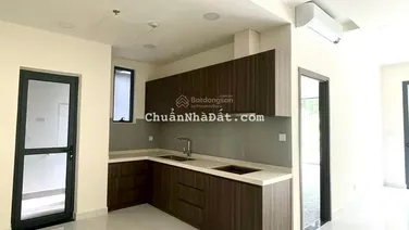 Cho thuê CC Diamond Centery, 19 triệu, 120m2, 3PN, 3WC, giá siêu hời!