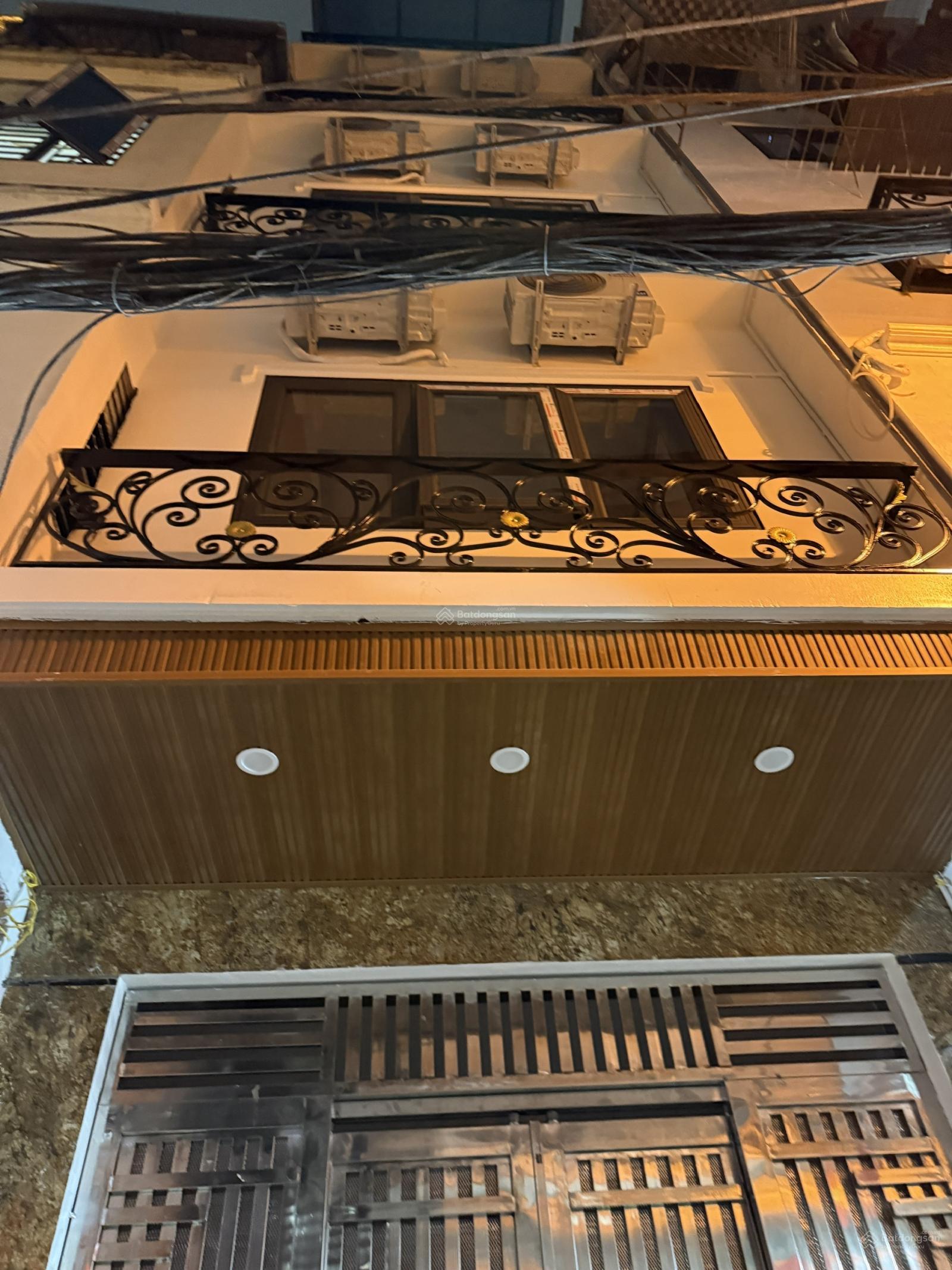 BÁN CĂN CCMN DÒNG TIỀN PHỐ BẠCH MAI - 6 TẦNG THANG MAÝ - MẶT NGÕ THÔNG - SÁT PHỐ - KINH DOANH - SỔ