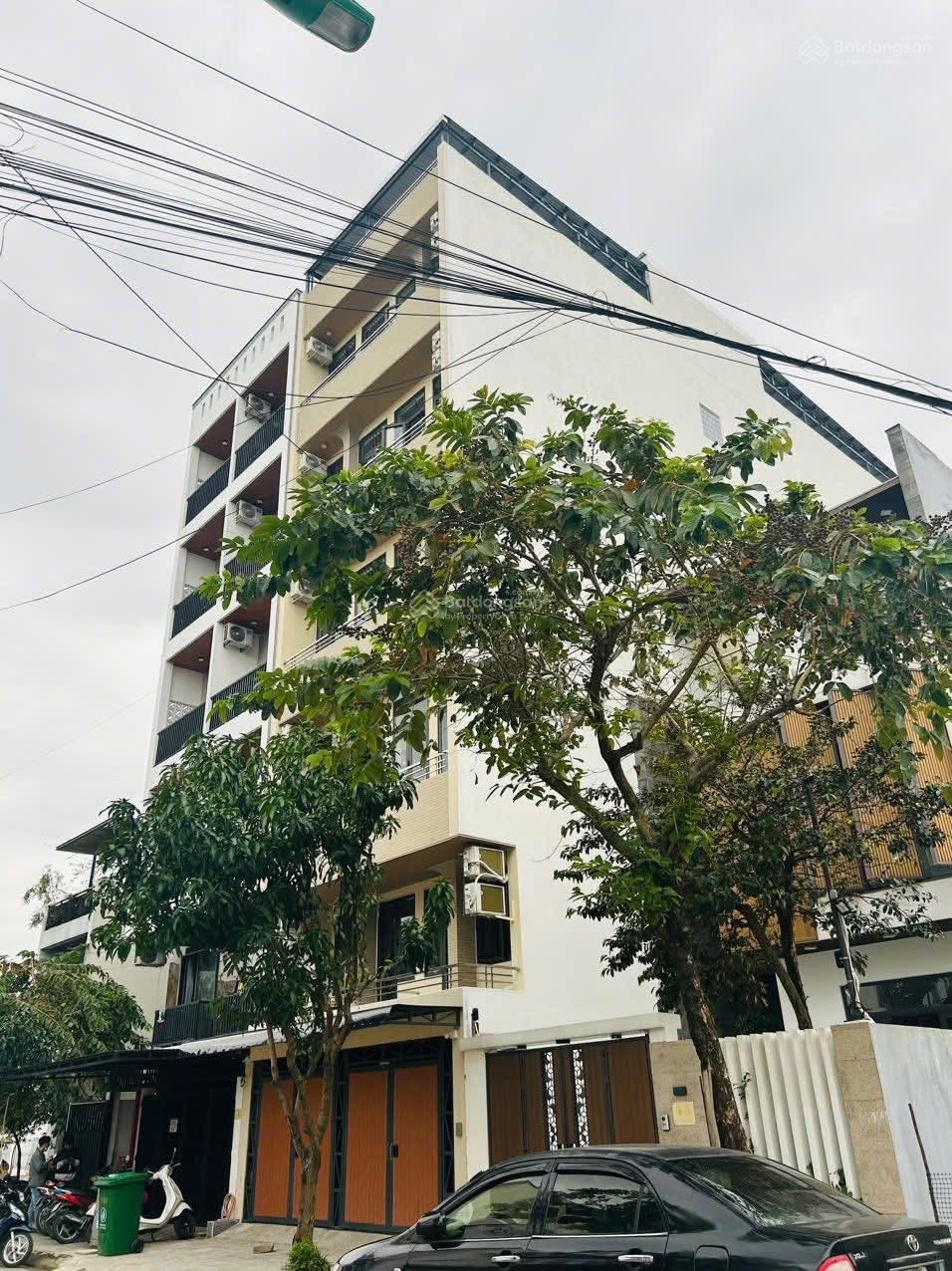 Cần bán gấp lô đất mặt tiền đường Hoà Minh 27 song song Nguyễn Sinh Sắc cách biển 500m.