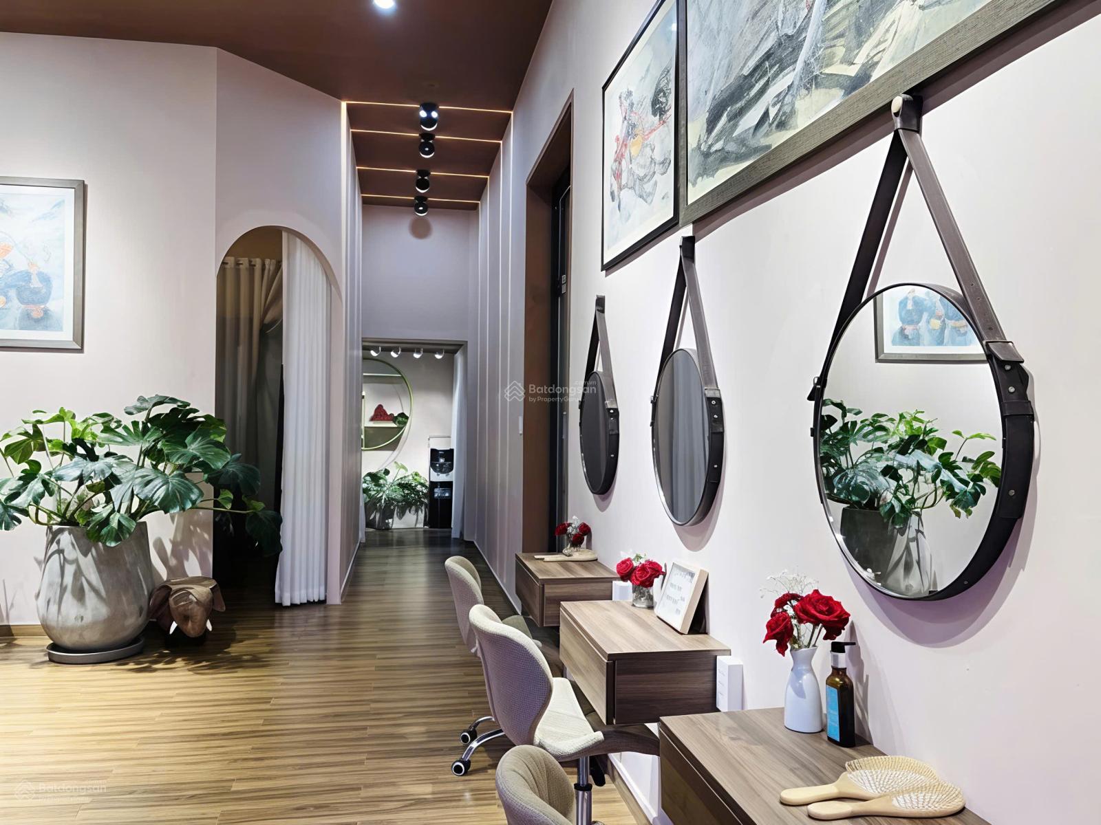 Cho thuê nhà Mặt tiền Kinh Doanh Ngang 9m đường Phan Kế Bính Đakao quận 1 - Dtsd 500m2 Cho thuê nhà Mặt tiền Kinh Doanh Ngang 9m đường Phan Kế Bính Đakao quận 1 - Dtsd 500m2