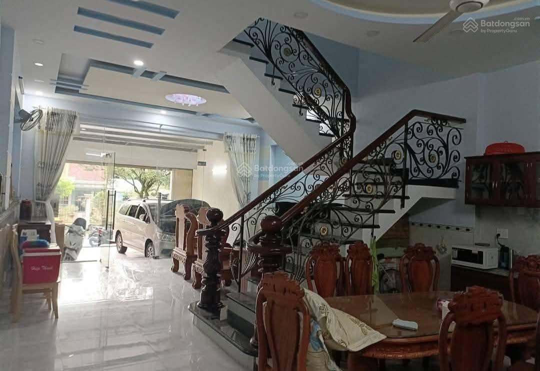 CẦN bán nhà mặt tiền đường nhựa TTT 13 CẦN bán nhà mặt tiền đường nhựa TTT 13