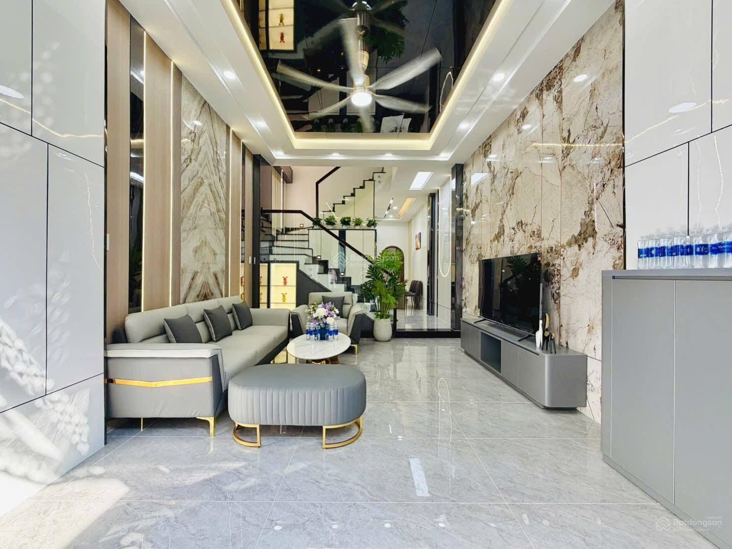 MUA NHANH KẺO TĂNG GIÁ! Nhà 40m2 hẻm ô tô Cù Lao P2 Phú Nhuận giá chỉ 2tỷ850. Nhà 1T2L, có 4PN.