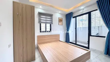 Bán căn hộ 2PN, 2WC, 76m2 tại Lê Văn Lương, Hà Nội, giá cực chất 8x tỷ, sổ đỏ trao tay