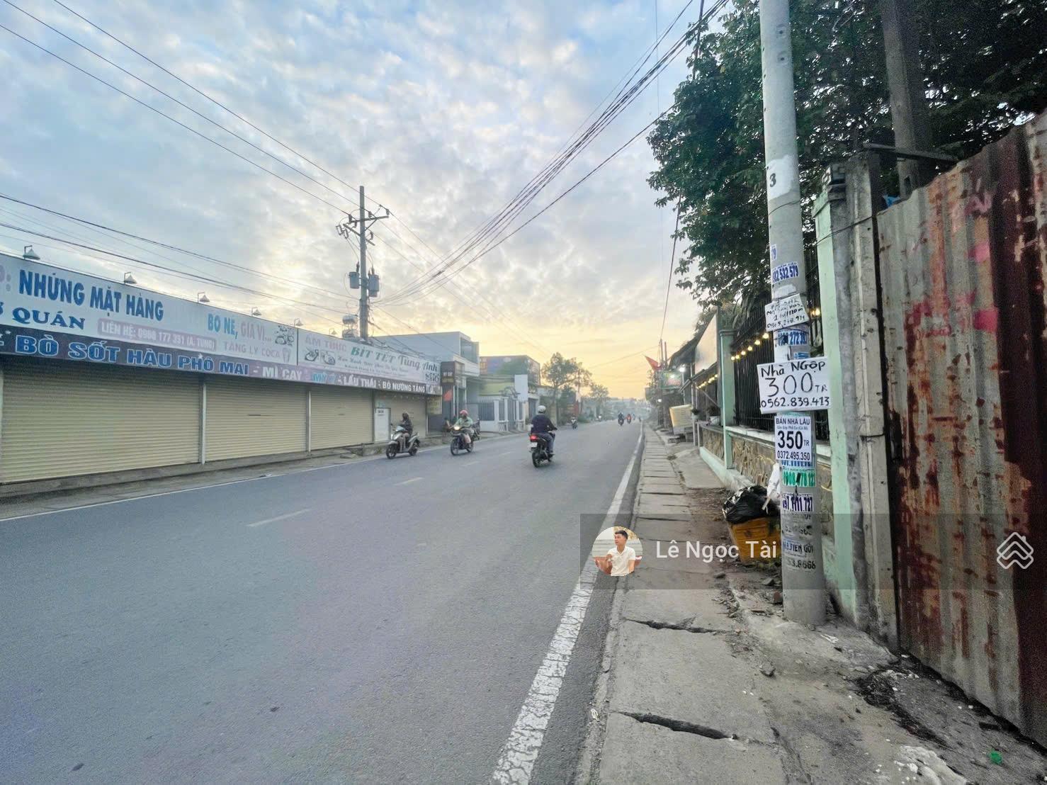 Đất mặt Tiền Chợ Đình 5x40m giá 3ty9