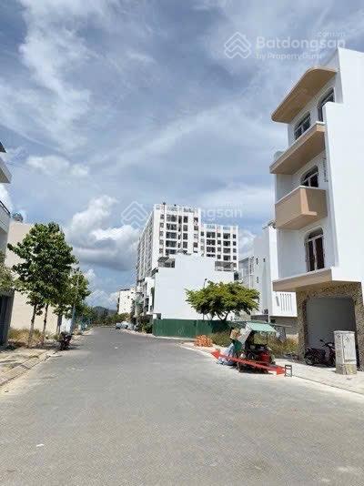 VCN PHƯỚC LONG 1 HÀNG HIẾM - LÔ ĐẸP đường 16m hướng ĐN mát mẻ chỉ 85tr/m bao ép cọc