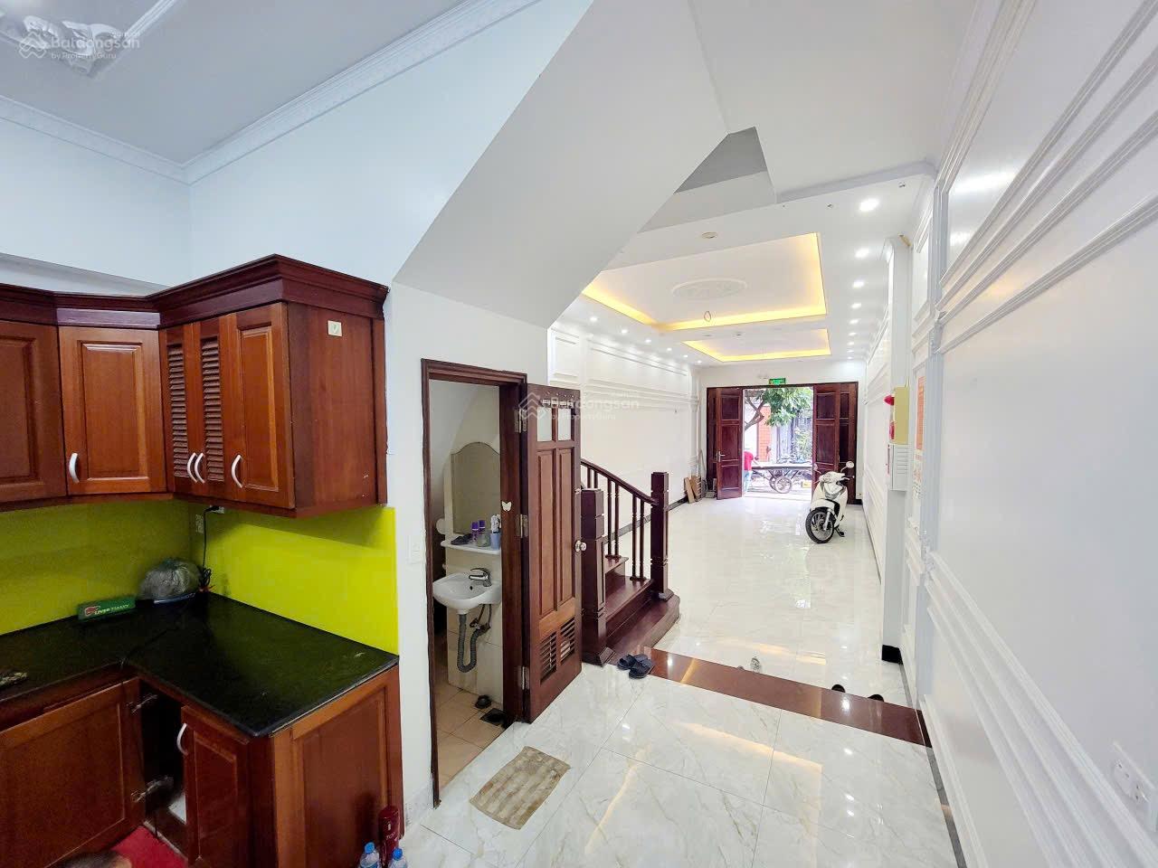 Cho thuê nhà KĐT Văn Quán - Hà Đông 80m2 5 tầng. MT 5m. Nhà mới. Giá 22tr