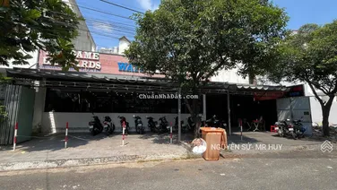 Cho thuê Mặt Bằng Có sẵn Công Trình cấp 4. Dt 16 x 20m = 320m, Giá 35tr/1 tháng, D2D Võ Thị Sáu