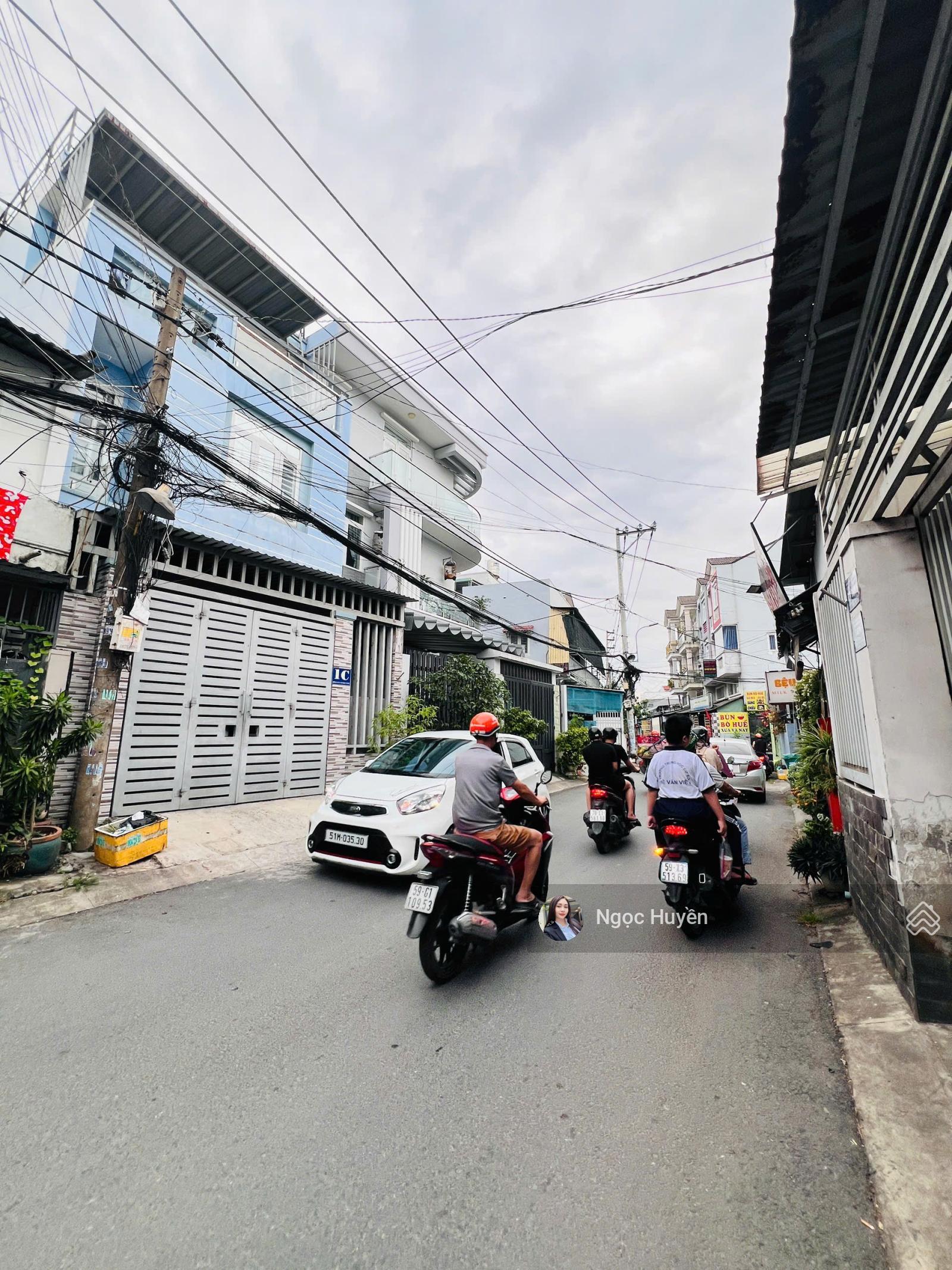 BÁN NHÀ 2 TẦNG MẶT TIỀN -GẦN NGAY HOÀNG DIỆU 2 -NGANG 5M - 3PN - GIÁ 6.X TỶ BÁN NHÀ 2 TẦNG MẶT TIỀN -GẦN NGAY HOÀNG DIỆU 2 -NGANG 5M - 3PN - GIÁ 6.X TỶ