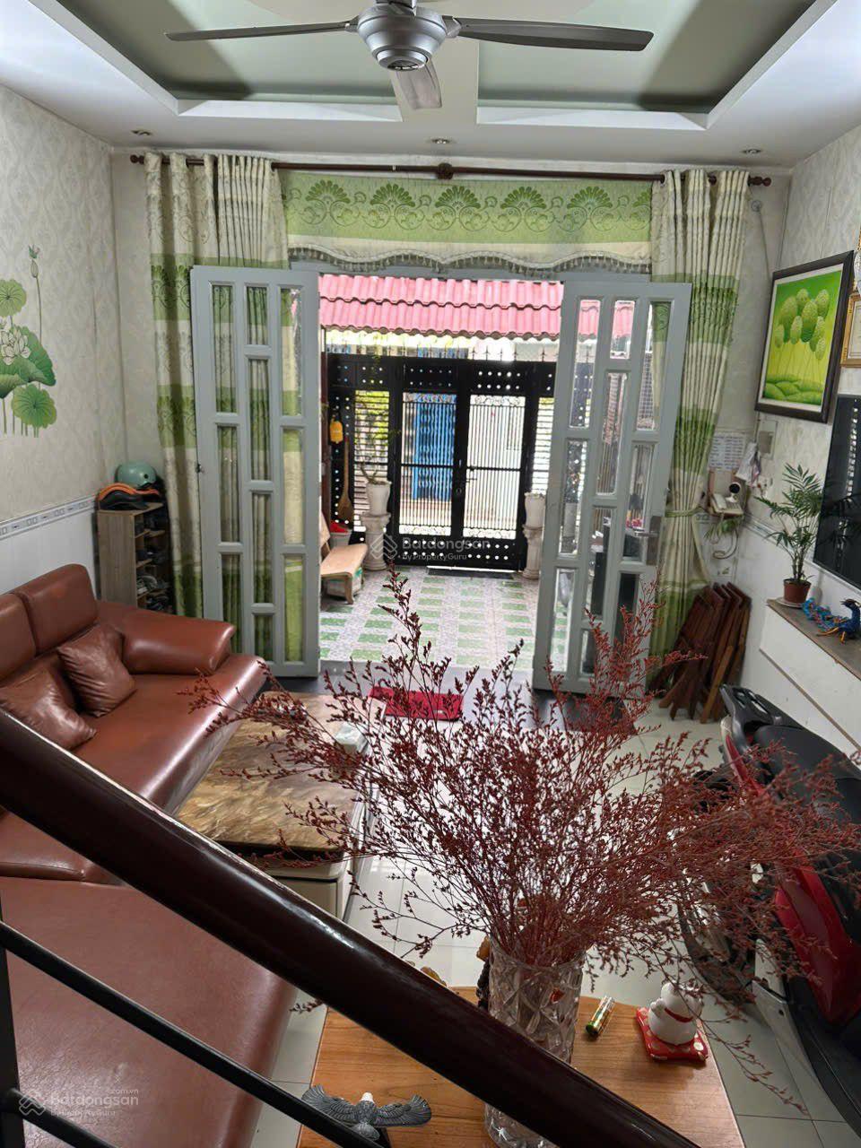 Bán Nhà Riêng 5PN, 4WC tại Phường 10, Tân Bình, 13,3 tỷ, 120m2, chủ gấp bán có giá tốt cho khách