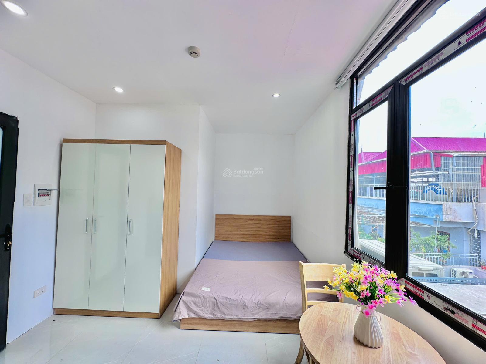 Phòng studio thang máy có máy giặt riêng Nguyễn Văn Huyên chỉ 4tr8/tháng