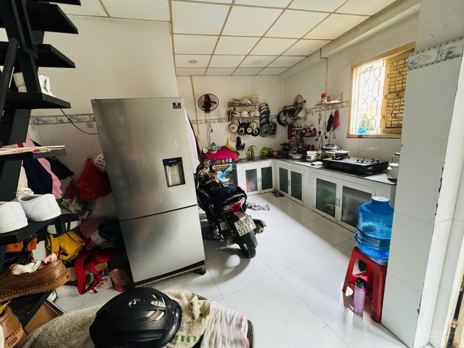 Trung tâm Quận Tân Bình  Nhà hẻm kinh doanh 56m Trường Chinh Gần nhà Ga T3 chỉ 4.2 Tỷ