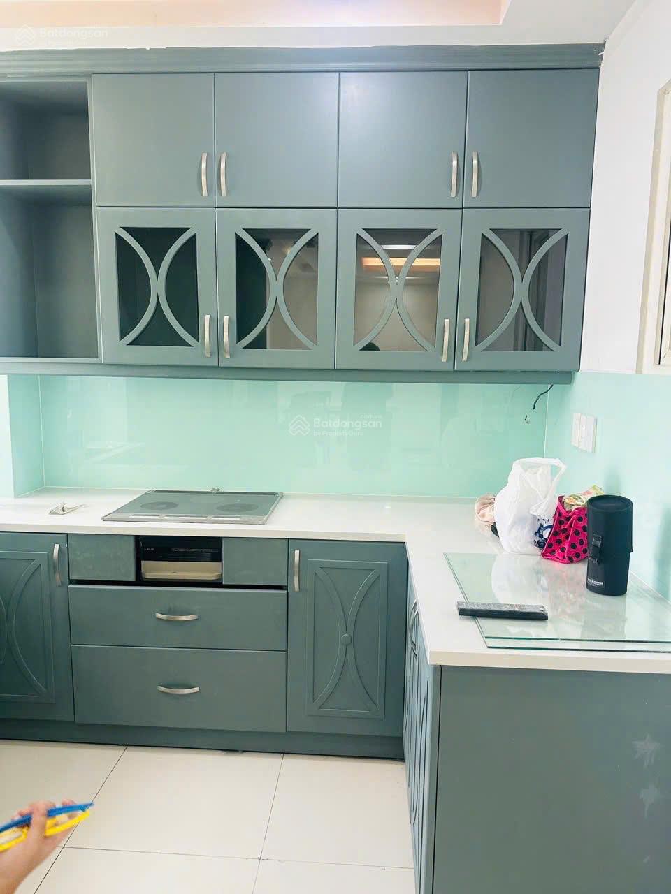 Cần bán gấp căn hộ H2 đường Hoàng Diệu Q4