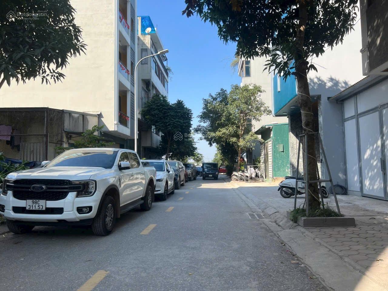 CẦN BÁN ĐẤT TÁI ĐỊNH CƯ THẠCH BÀN LONG BIÊN HÀ NỘI. CẦN BÁN ĐẤT TÁI ĐỊNH CƯ THẠCH BÀN LONG BIÊN HÀ NỘI.