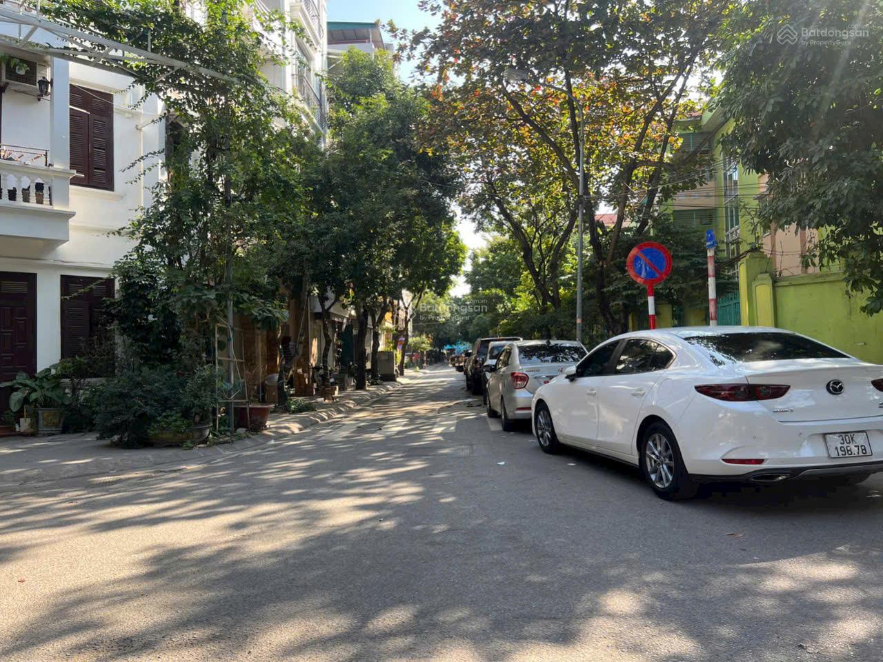 CẦN BÁN ĐẤT TÁI ĐỊNH CƯ THẠCH BÀN LONG BIÊN HÀ NỘI. CẦN BÁN ĐẤT TÁI ĐỊNH CƯ THẠCH BÀN LONG BIÊN HÀ NỘI.