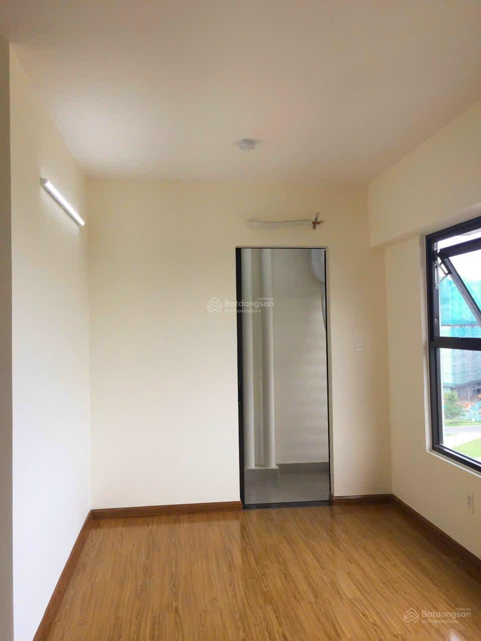 cho thuê Flora Fuji tầng trung, 2PN+2WC có rèm máy nước nóng
Giá: 7,5 triệu- cọc 2 tháng.