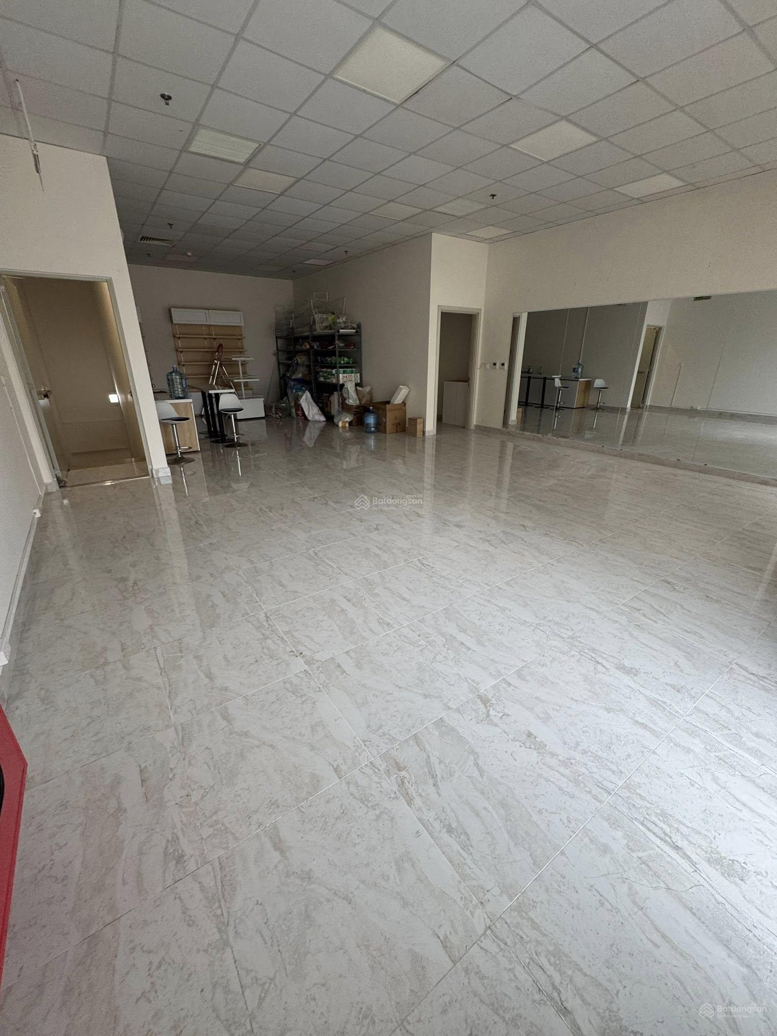 Bán Đất tặng nhà 2 tầng mặt phố Lê Duẩn, Khâm Thiên, Đống Đa, Hà Nội,vỉa hè, kinh doanh 63 tỷ,158m2