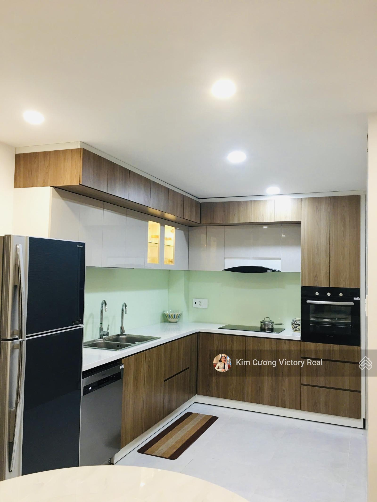 Chỉ 7.9 Tỷ - Bán Nhà đường Bàu Bàng thông Bình Giã - DT 73m2 [6.3x12]m - 3 Lầu ST Đẹp Full Nội Thất