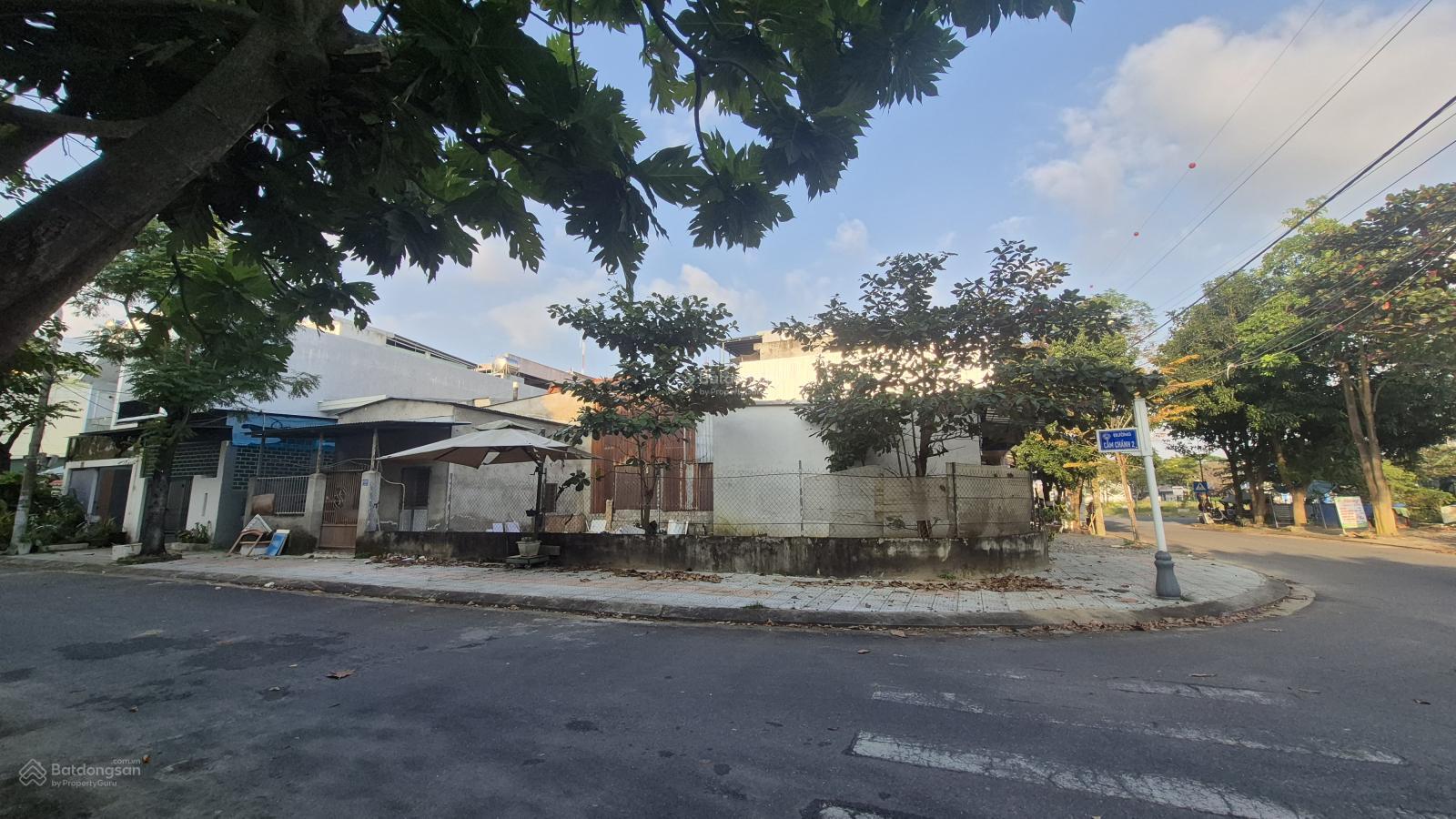 Hòa Xuân - Lô Góc 2 mặt tiền 29 tháng 3 - gần kề 3 tòa căn hộ Võ Chí Công, trục chính kinh doanh.