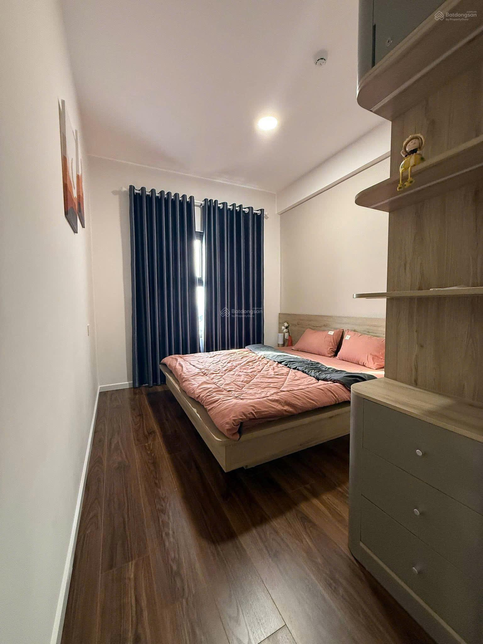 Mình đang trống sẵn căn 2PN Full nội thất Tháp A, ở liền được. Giá thuê 12triệu/ tháng