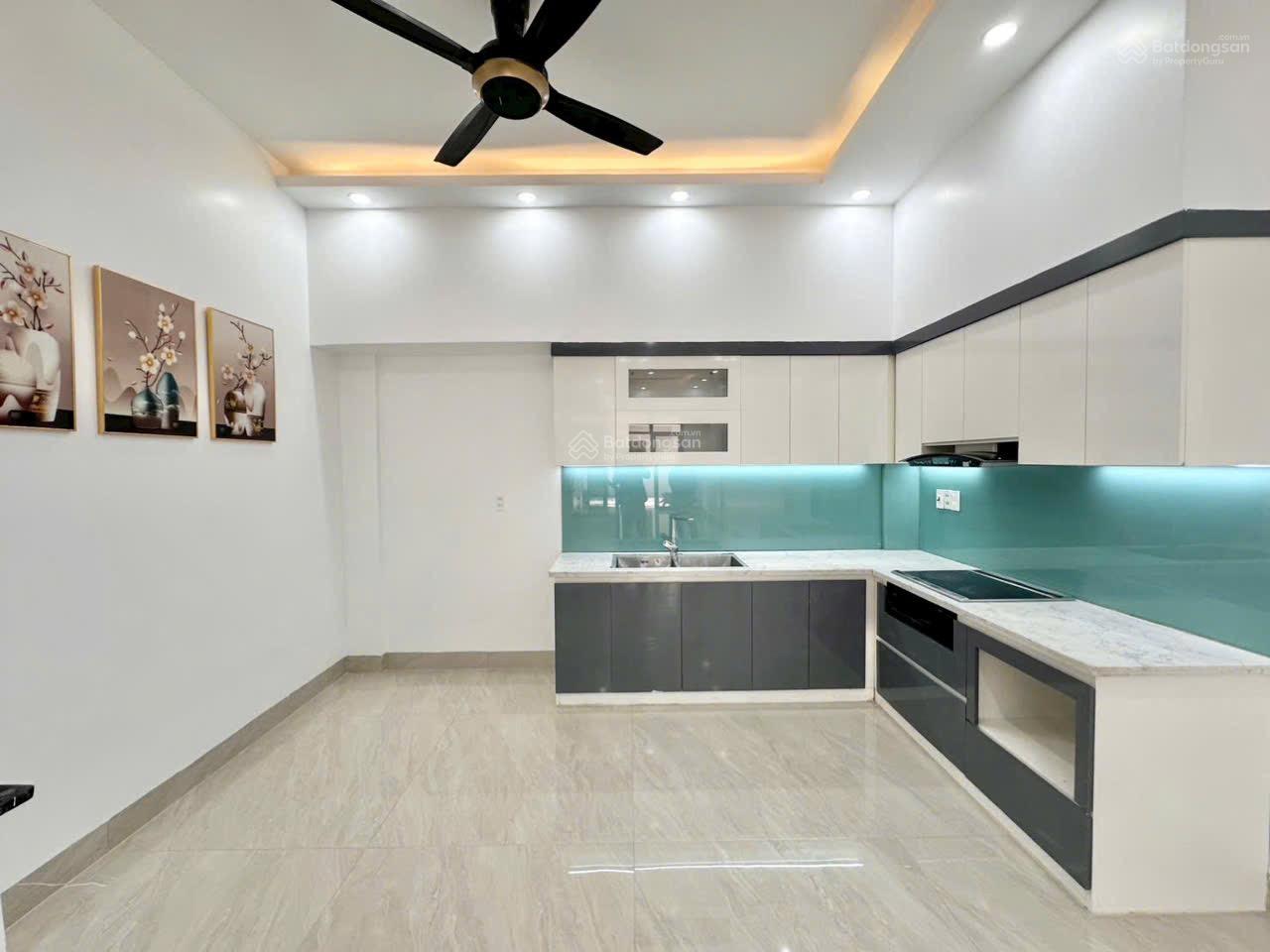 Chính chủ cần bán căn nhà diện tích gần 50m2 đẹp nhất khu đô thị Him Lam Liên hệ: 0357 864 ***