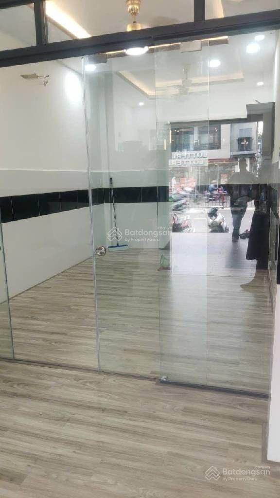 MTKD Dương Bá Trạc 3 tầng , 41m2 , Đường 20m có lề , khu hiếm nhà bán , kế Quận 1 , 13.5 tỷ TL