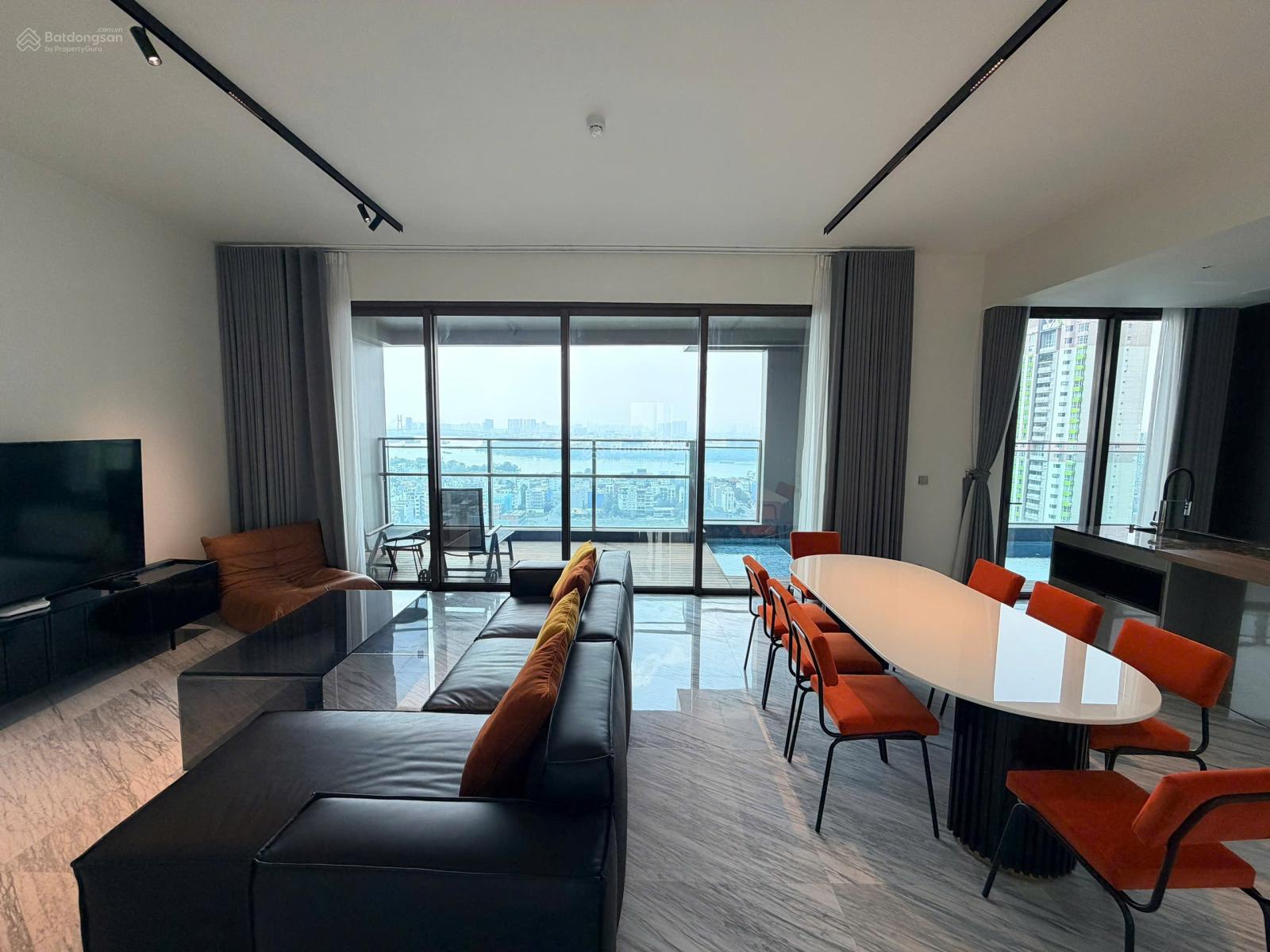 Cho thuê căn hộ DEFINE giá tốt 4PN6WC 325m2 hồ bơi riêng, thang máy riêng 145 triệu/tháng