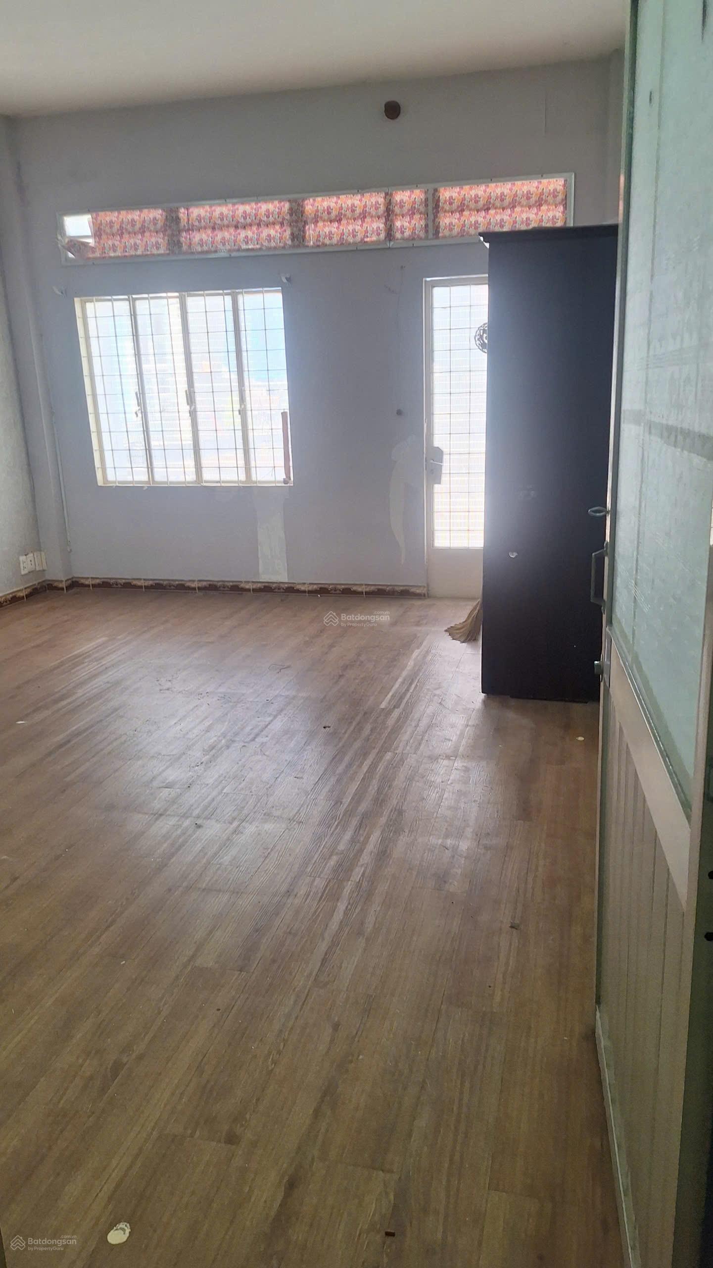 Nhà hẻm thông 3.5m Phạm Văn Hai phường 3 Tân Bình, 5x8m, Nở hậu , 2 tầng, 5.95 tỷ TL