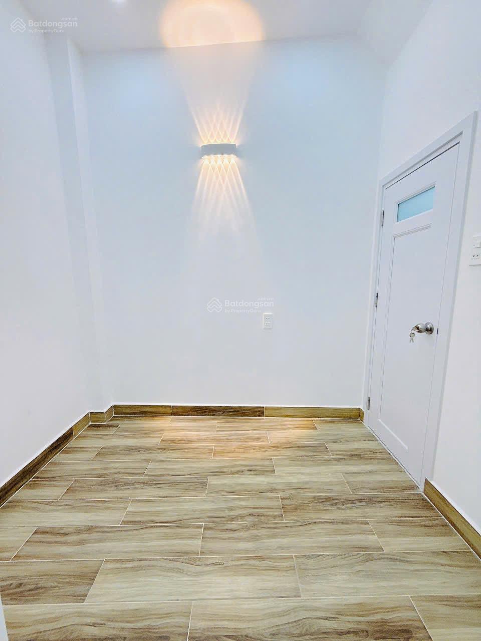 Nhà hẻm 2.5m Hồng Lạc F Bảy Hiền, 3.5x6m, 1 lầu, giá 3.5 tỷ TL