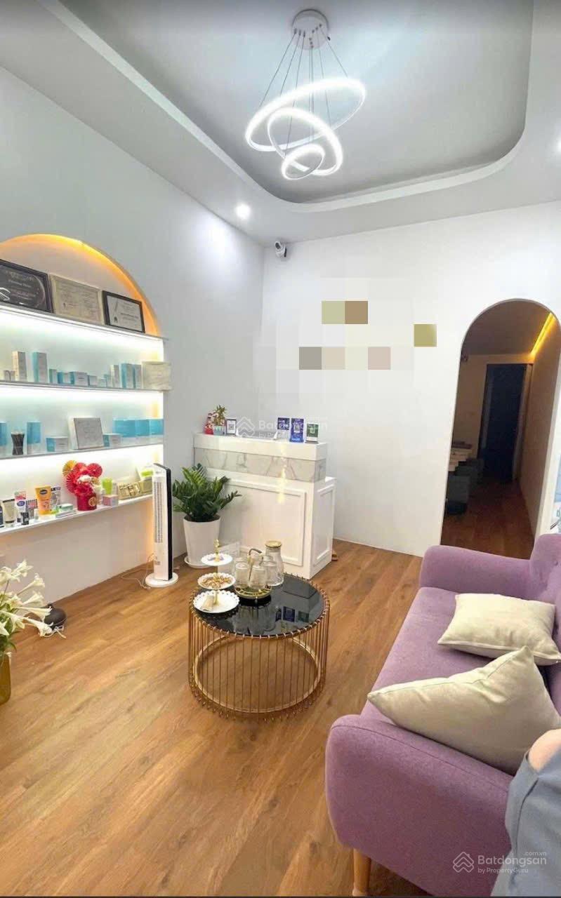 Cho thuê nhà mặt phố Phạm Hồng Thái đối diện trụ sở EVN cực đông vp, Diện tích 40m2 x 3 tầng, Mt 6m Cho thuê nhà mặt phố Phạm Hồng Thái đối diện trụ sở EVN cực đông vp, Diện tích 40m2 x 3 tầng, Mt 6m