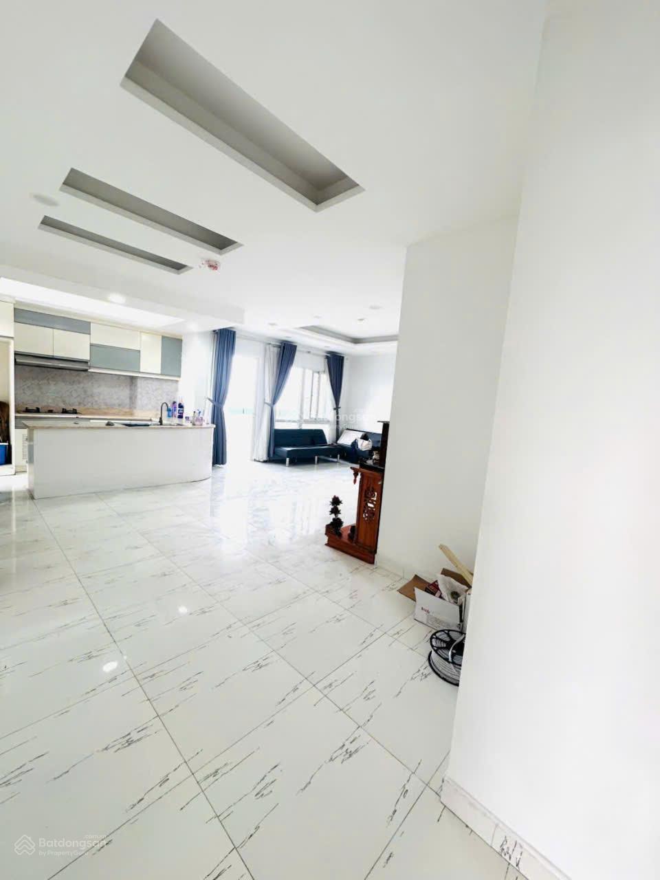 Cần bán căn hộ Khải Hoàn, Phường 5, Quận 11, ngay ngã 4 Lạc Long Quân và Âu Cơ, Cần bán căn hộ Khải Hoàn, Phường 5, Quận 11, ngay ngã 4 Lạc Long Quân và Âu Cơ,