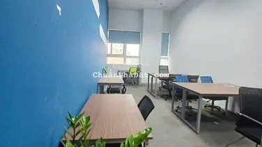 SHARE OFFICE - 3-4 BÀN Làm việc . Áp dụng cho team 3-5-6 người ngồi. Q8 HCM