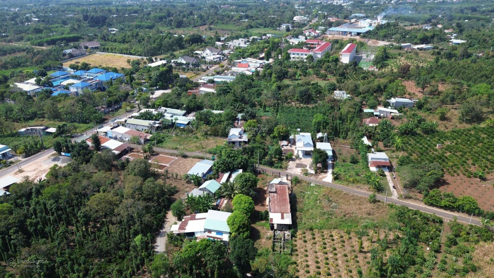 Bán mảnh đất sào láng lớn , có nhà, sát đường Mỹ Xuân Ngãi Giao
