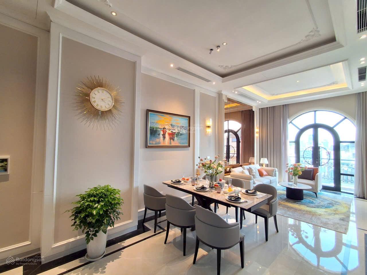 SIÊU PHẨM TÒA NHÀ MẶT PHỐ VIP LONG BIÊN, GARA, THANG MÁY, FULL NỘI THẤT LUXURY. DT75M, MT5M, 29 TỶ