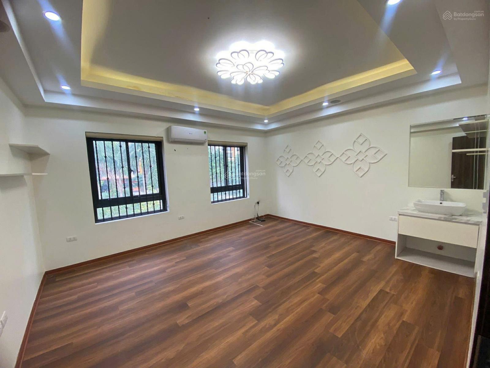 Cho thuê liền kề Lacasta Văn Phú Hà Đông, DT 90m x 5T, mt 5m làm spa showroom, đào tạo